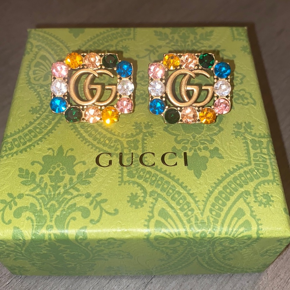 Gorgeous fashionable earrings